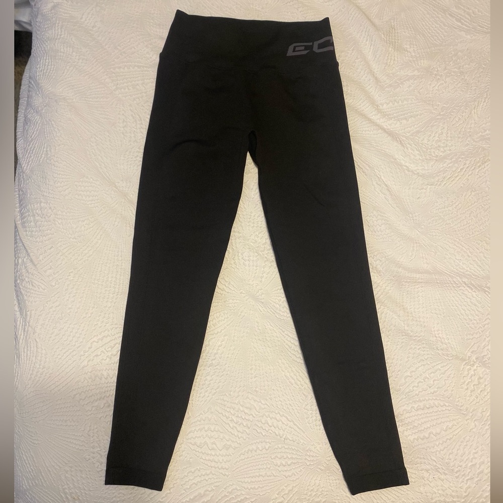 ECHT Arise Scrunch Leggings